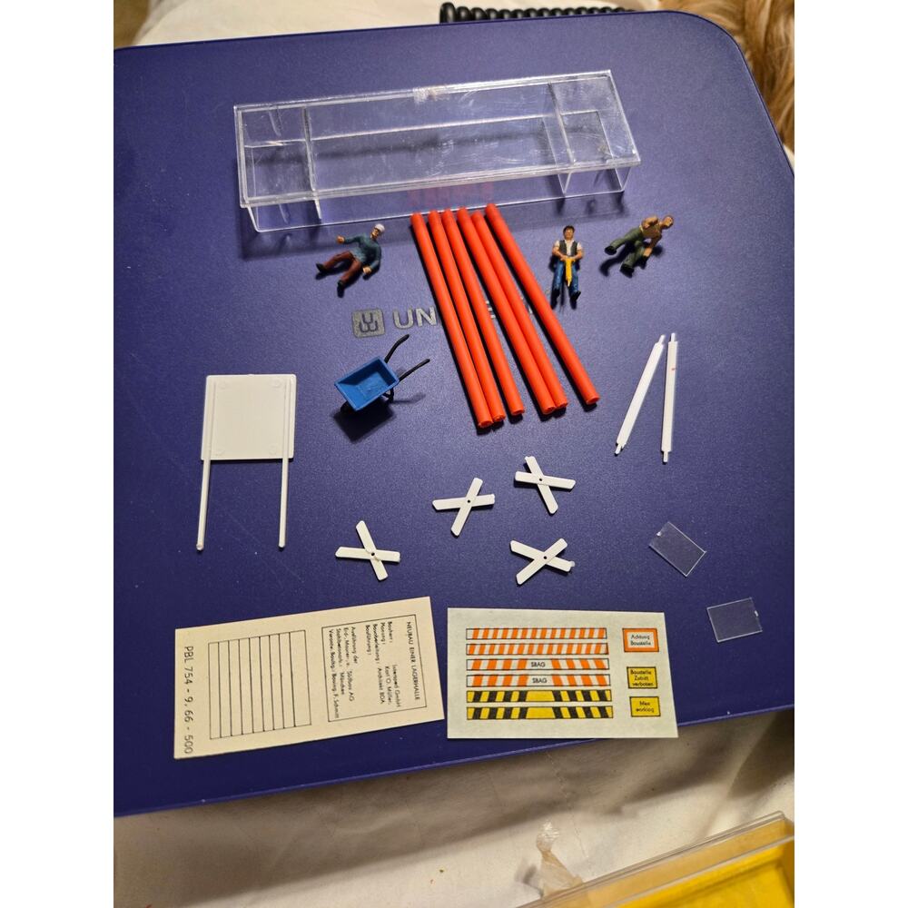 Preiser HO Scale 38 9MP Gr. 5 Figures Made in Germany Construction Workers Set